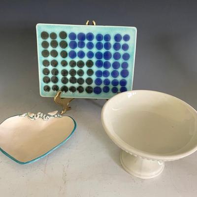 Art Pottery Dish And Trivet/Wall Plaque With Footed Bowl