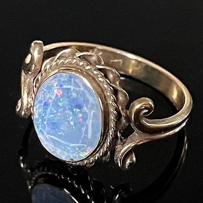 14K Yellow Gold Opal Ring
