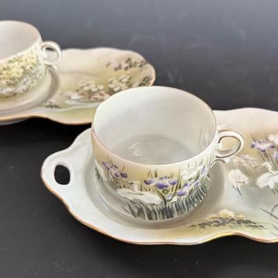 Pair (2) Kutani Eggshell Fine Porcelain Cup & Saucer Trays