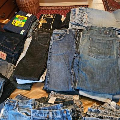 Sale Photo Thumbnail #32