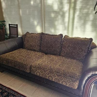 Sale Photo Thumbnail #153