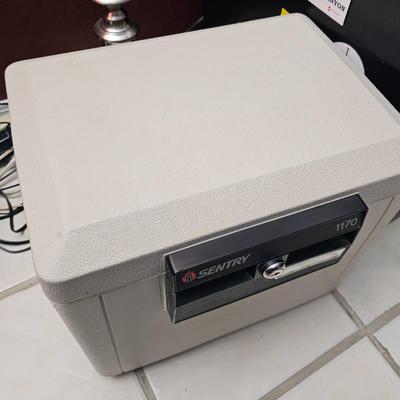 Sale Photo Thumbnail #67