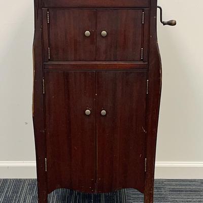 Victor Talking Machine Co “Victrola The Sixteenth”