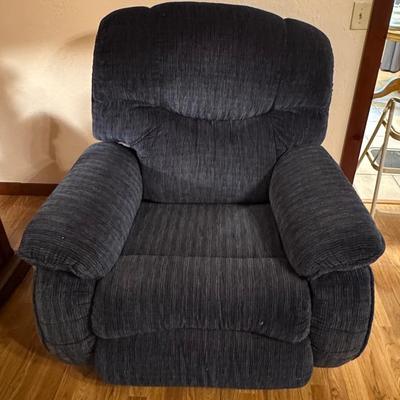 “LA-Z-Boy” Recliner 