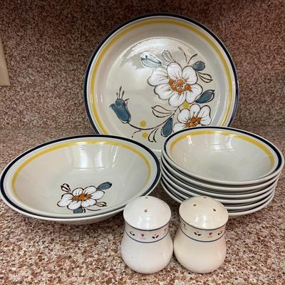 “Acsons” Stoneware Dishes