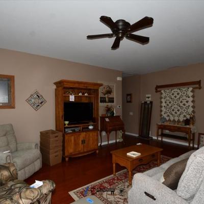 039 family room