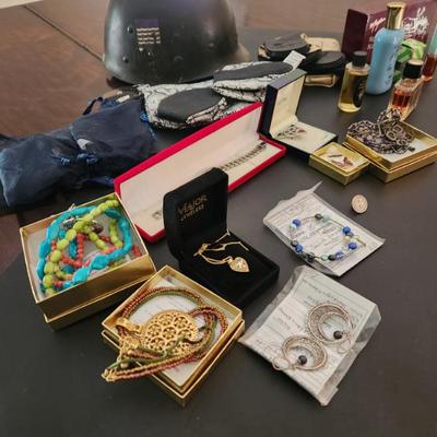Sale Photo Thumbnail #136