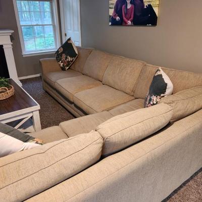 Sale Photo Thumbnail #153