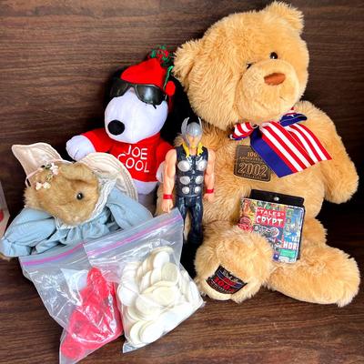 Patriotic “Wish Bear” and More