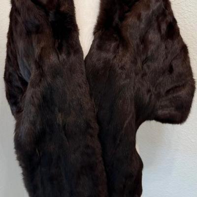 Vintage Ladies Size Large Authentic Fur Wrap 