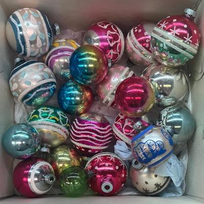 Assorted Vintage And Antique Glass And Mercury Glass Christmas Ornaments - Glitter, Stripped, And Painted