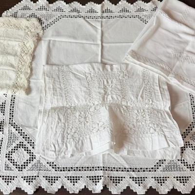 (2) Vintage Lace Table Covers & (2) Lace Table Runners 