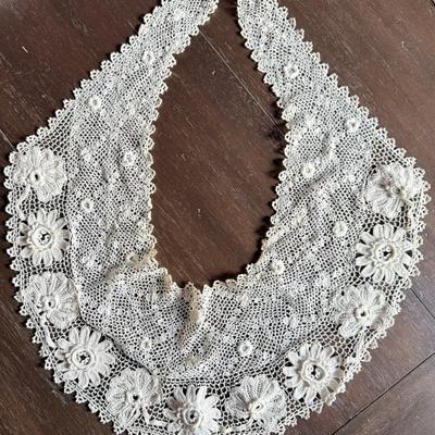 Antique Belgium Lace Flower Lace And Embroidered Victorian Collar 
