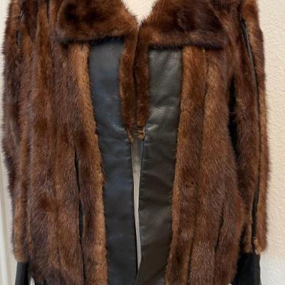 Charles Kirstein Furriers Austin Texas Vintage Mink & Leather Hook Front Ladies Size Small Jacket 