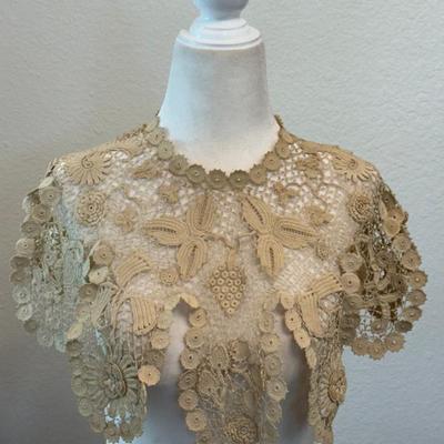 Stunning Hand Made Belgium Lace Ecru Victorian Collar 