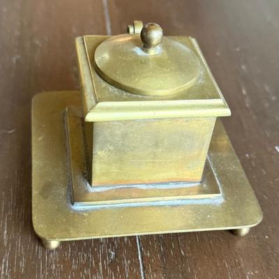 Antique Bradley Hubbard Mfg Co Brass & Milk Glass Insert Ink Well 