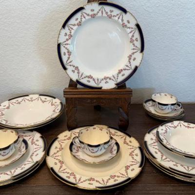Antique George Jones & Sons Gilman Collamore Fifth Avenue Cobalt Blue Crescent Rose Serving Pieces 