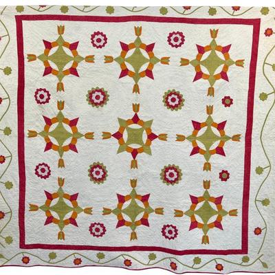 79" X 86" Hand Pieced And Quilted Applique Floral Quilt