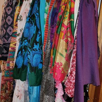 Sale Photo Thumbnail #36: Scarfs