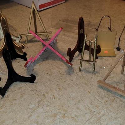 Sale Photo Thumbnail #22: Display Easels