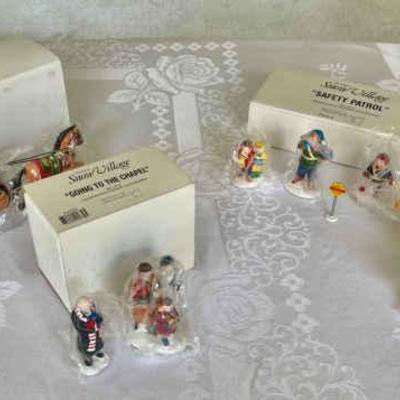 027-LR: A Quartet of Department 56 Snow Village Accessories
