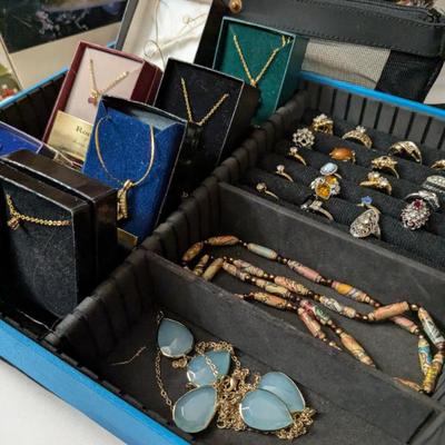 Sale Photo Thumbnail #154