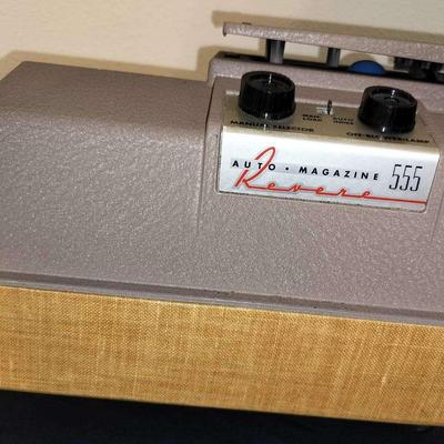 Revere Camera Company Vintage Auto Magazine 555 Slide Projector