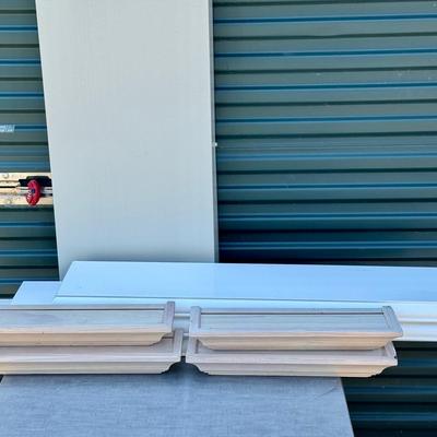 Floating Shelf Lot