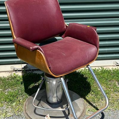 MCM Adjustable Height Salon Chair