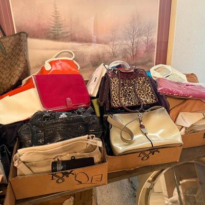 Sale Photo Thumbnail #128