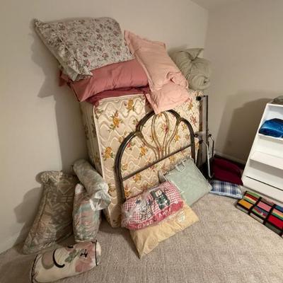 Sale Photo Thumbnail #138