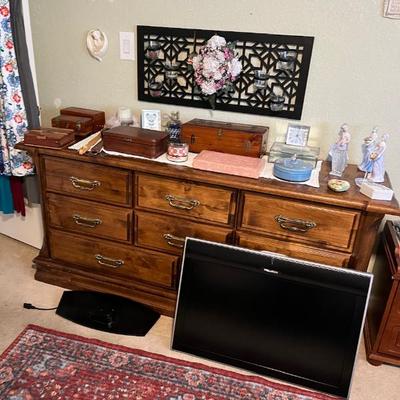 Sale Photo Thumbnail #168