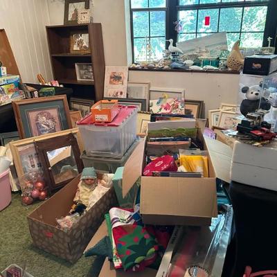 Sale Photo Thumbnail #129