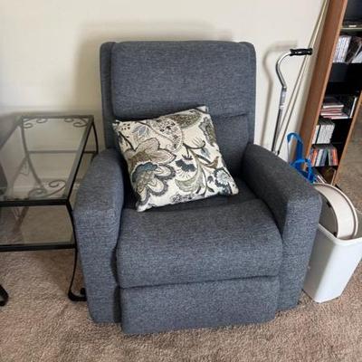 Free Chair