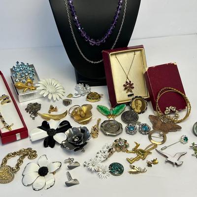 Vintage Costume Jewelry Including Lisner, Eisenberg, Trifari