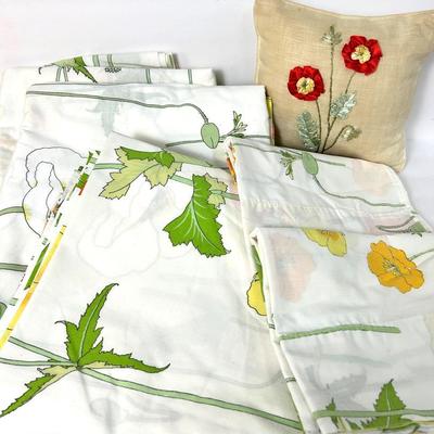 Vintage Wamsutta Jay Yang Growing Poppies Bedding Plus Poppy Accent Pillow