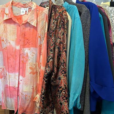 Women’s Plus Size Clothing - Kasper, Gap, Piano Silk, Jones Studio & More