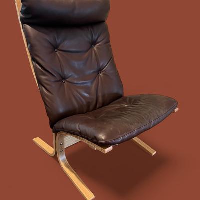 Ingmar Relling "Siesta" Brown Leather & Molded Wood Armchair - 26x30x42" ALTERNATE PICKUP