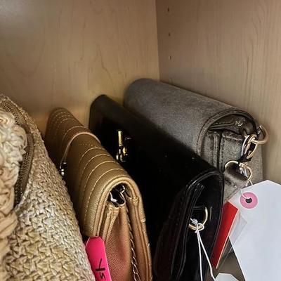 Sale Photo Thumbnail #835