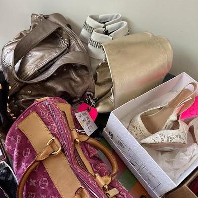 Sale Photo Thumbnail #758
