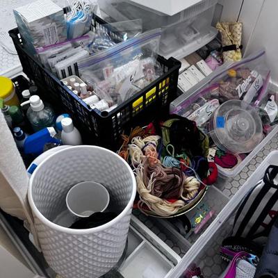 Sale Photo Thumbnail #90: BEAUTY PRODUCTS