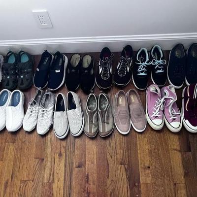 Sale Photo Thumbnail #50: SHOES