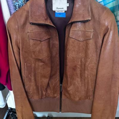 Sale Photo Thumbnail #55: VINTAGE LEATHER FACCONABLE 
JACKET