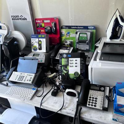 Sale Photo Thumbnail #77: ELECTRONIC