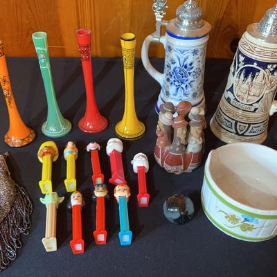 Decorative Vases, Novelty Ceramics, and Collectibles