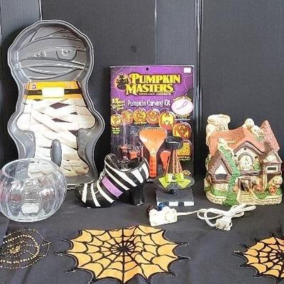 Halloween Decor (WH2)
