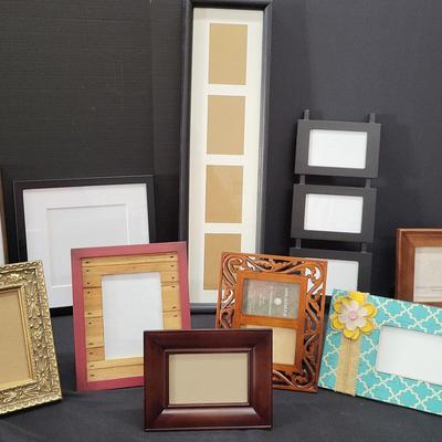 Picture Frames (WH4)