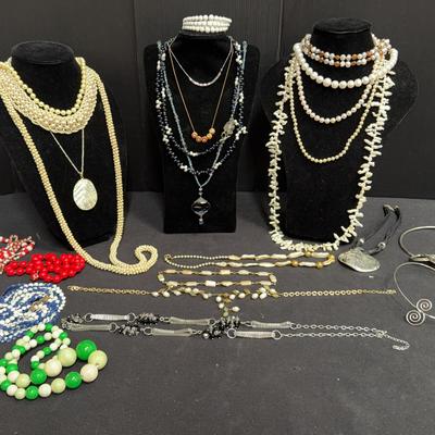 Costume Jewelry (feat. “Pearls Of Wisdom”) (WH3)