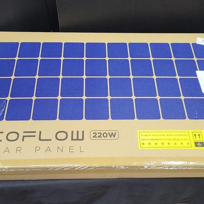 UNOPENED Ecoflow 220W Solar Panel (WH7)