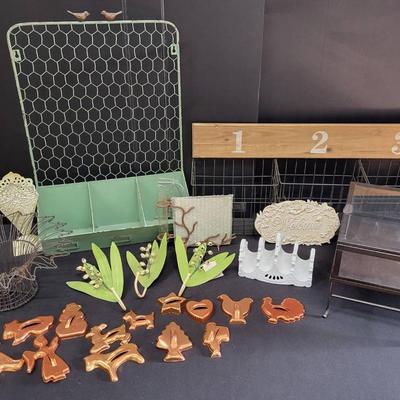 Antique Reproductions (WH3)